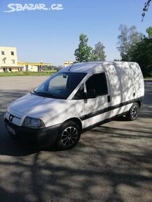 PEUGEOT EXPERT 2.0 HDI. 69 kW