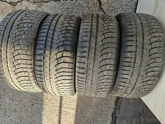 235/40R18 95V XL WRA4  NOKIAN