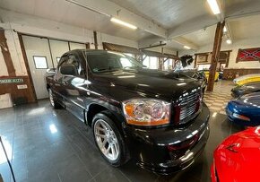 Dodge Ram SRT-10 - 1