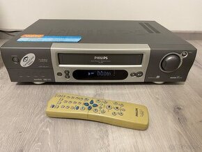 Značkový videorekordér Philips VR850