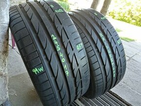 Letní pneu 2kusy 245/40/17 vzorek 100% BRIDGESTONE - dobírka