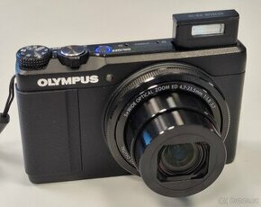 Olympus XZ-10 kompakt - 1