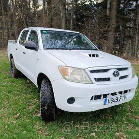 Toyota hilux 5mist 1 majitel od