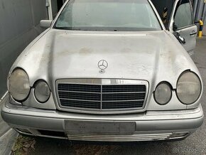 Prodám Mercedes-Benz W210 E 290TD, bez motoru