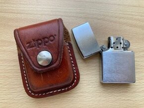 Originální zapalovač Zippo + kožené pouzdro, kupováno v USA - 1