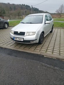 Škoda fabia  prosím číst