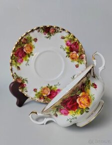 Porcelánový šálek a podšálek Royal Albert Old Country Roses