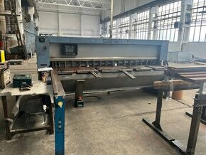 CNC Hydraulické nůžky SAFAN HT 310-6 TS