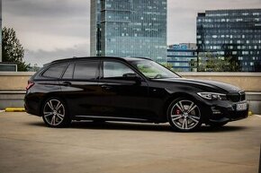 BMW Rad 3 Touring 330i xDrive A/T - 1