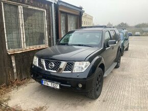 NISSAN PATHFINDER 2.5dci 7 míst