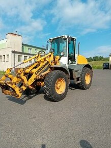 Kolový nakladač Liebherr L514