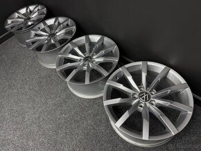 Alu VW PASSAT 5x112 18” 3G0601025Q