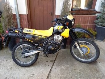 Yamaha XT 350