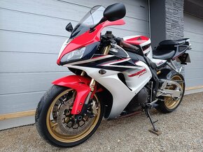 Honda CBR 1000RR HRC naj.32tiskm Sleva