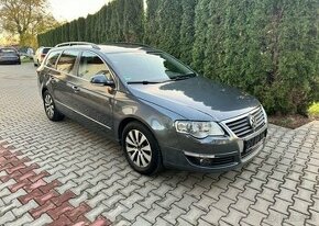 Volkswagen Passat 2,0TDi ,4x4 Comfortline 125KW nafta - 1