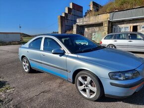 Volvo S60, 2.4T