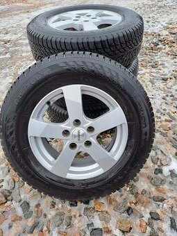 215/70R16 zimní pneu Kia Sportage