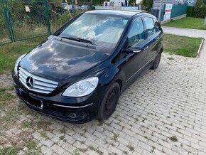 MERCEDES BENZ B 180CDi - na splátky pro všechny