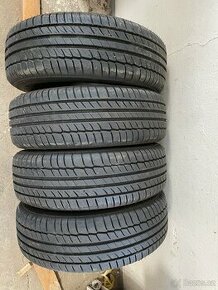 Letní pneu 195/65R15