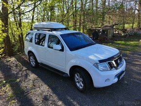 Nissan pathfinder 2.5 dci 140 kw