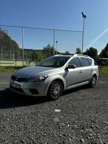 KIA CEED - 1