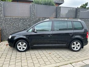 Volkswagen Touran 1,6 FSI