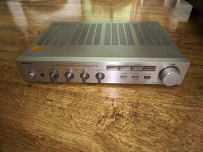 Sony TA-F35 Integrovaný stereo zesilovač (1980-81),čti popis