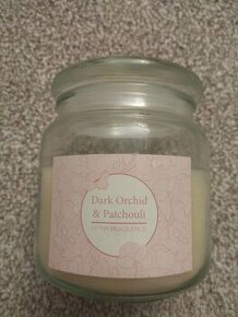 Nová vonná svíčka ve skle - dark orchid a patchouli - 1