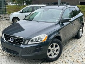 Volvo XC60 2.4D 5VÁLEC 4x4 AUTOMAT ODPOČET DPH NAVI SERVISKA