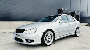 Mercedes-Benz C55 AMG - 1