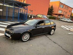 Alfa Romeo 159 2.4Jtdm 147kw Stk Nová Tel:725 996 134 - 1