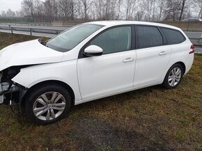 Peugeot 308 1.2i (T9) rok 2015 náhradní díly