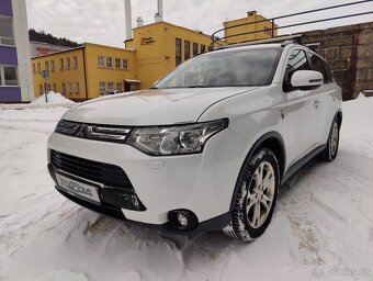 Mitsubishi Outlander 2,2 Di-D 4WD /7-mist/DPH/