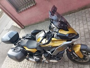 BMW F 900 XR