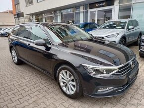 VW Passat B8 2.0TDI 110kW DSG Matrix Tažné ACC ERGO DAB Qi