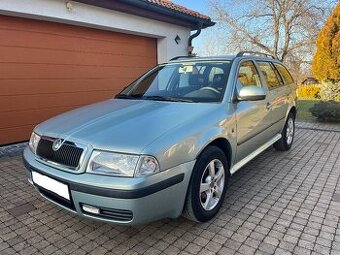 Octavia I Combi Tour, ČR, 2009, 1.6i (75kW), 89 000 km