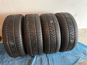 Prodám 4 zimní použité pneu Pirelli ScorpionWinter 235/60r18