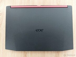 Acer Nitro AN515-52 - 1