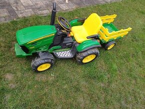 Peg Perego - john Deere - dětský traktor