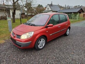 Benzínový Renault Scenic 1.6 16V klima