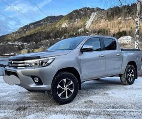 Toyota originál kola Hilux 17” 6x139,7  r17 ET30