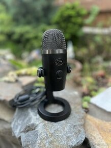 USB mikrofon Blue Yeti Blackout