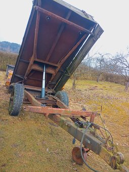 Vlek (kára, vůz) za traktor sklopný