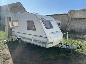 Karavan Delta 440 Pojezd, zánovní předstan - 1