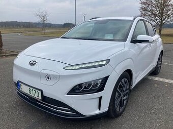 HYUNDAI KONA ELECTRIC,BATERIE 64 kWh,3/2022, ZÁRUKA DO 2030