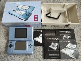 Nintendo DS modré