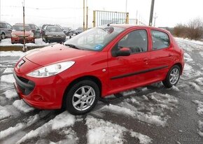 Peugeot 206 1,1 44 kW PLUS KLIMA Serviska benzín manuál