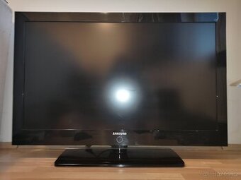 46" LCD TV Samsung LE64N71B