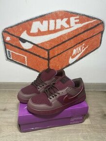 Nike SB Dunk Burgundy Crush