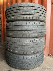 235/45/19  235/45 r19